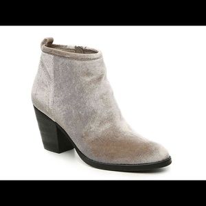 Dolce Vita Jozie Velvet Booties